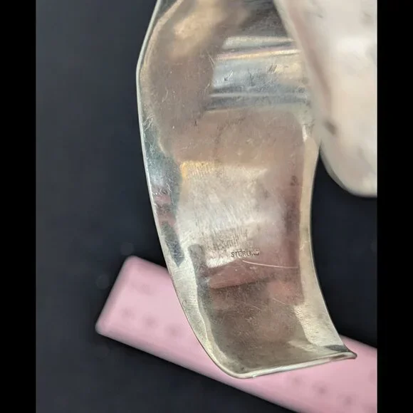 Estate J AIKEN V Green Native American MALACHITE Sterling Silver Bracelet - Picture 4 of 5